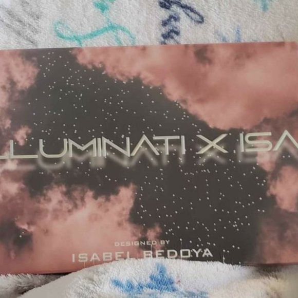 ILLUMINATI COSMETICS X ISA GLAM PALETTE $30 - Picture 5 of 5